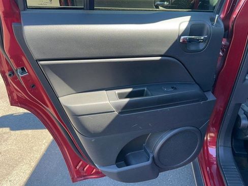 Used 2017 Jeep Patriot Sport w/ Power Value Group image 28