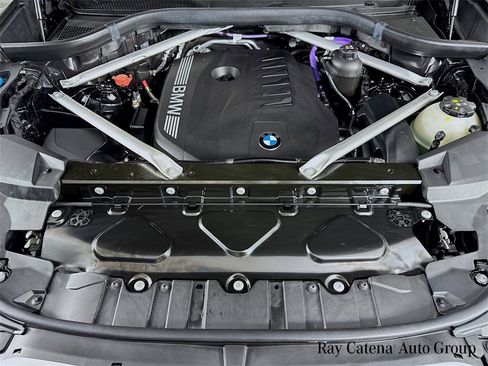 Used 2024 BMW X5 xDrive40i w/ Premium Package image 32