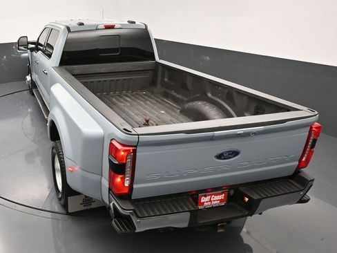 Used 2024 Ford F350 Lariat w/ Chrome Package image 44