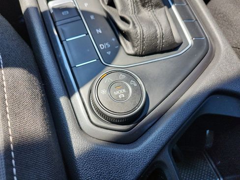 Used 2021 Volkswagen Tiguan S AWD/4WD image 20