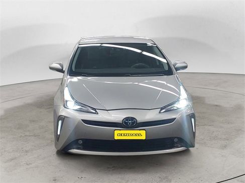Used 2021 Toyota Prius LE image 8