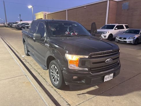 Used 2020 Ford F150 XLT w/ Equipment Group 302A Luxury image 4