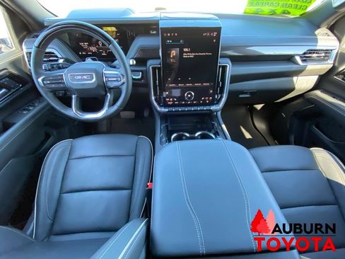 Used 2025 GMC Yukon Elevation AWD/4WD image 32