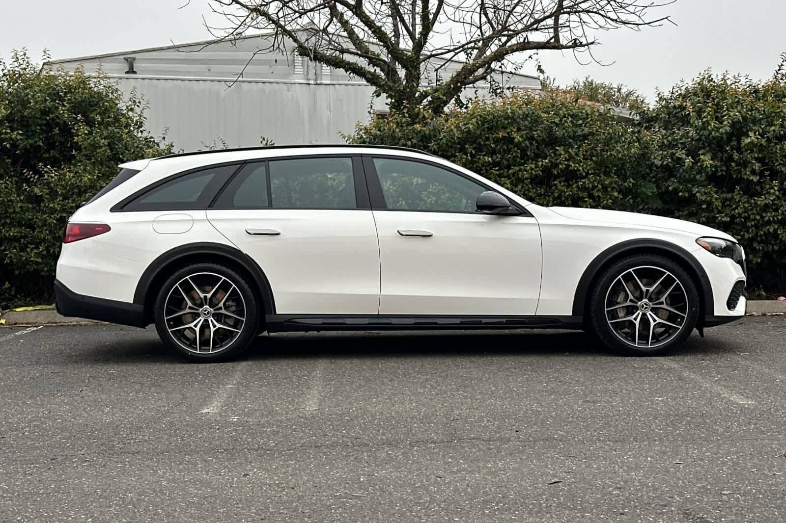 New 2026 Mercedes-Benz E 450 4MATIC All-Terrain Wagon image 2