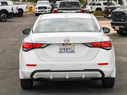 Used 2024 Nissan Sentra SV image 3