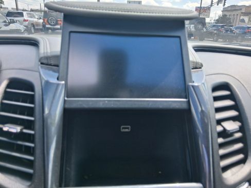 Used 2017 Chevrolet Impala LT FWD image 15