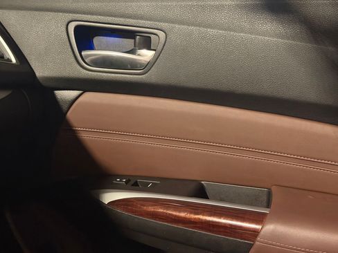 Used 2016 Acura TLX V6 FWD image 14
