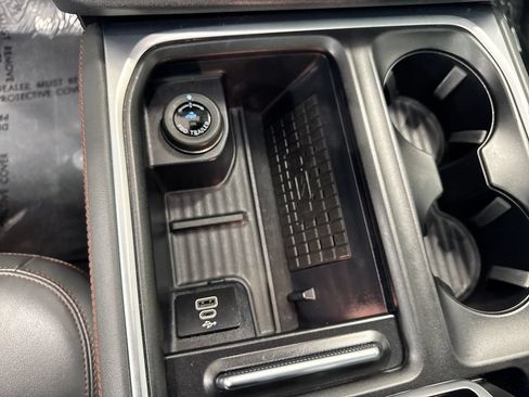 Certified 2025 Ford Expedition Max Active AWD/4WD image 40
