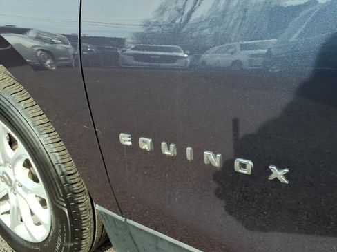 Used 2019 Chevrolet Equinox LT image 10