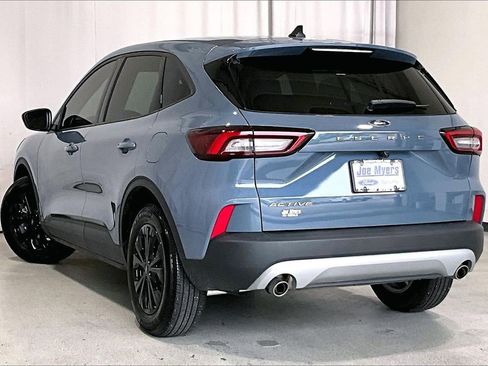 Certified 2025 Ford Escape Active FWD image 10