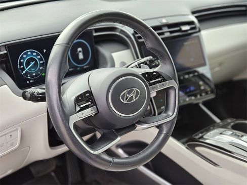 Used 2024 Hyundai Tucson SEL image 16