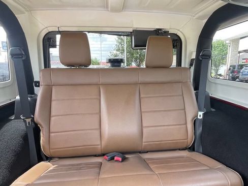 Used 2012 Jeep Wrangler Sahara w/ Connectivity Group AWD/4WD image 21