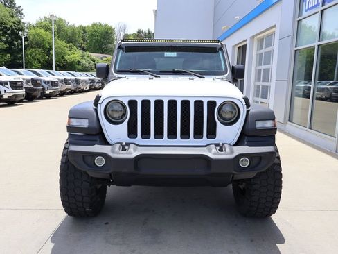 Used 2019 Jeep Wrangler Unlimited Sport AWD/4WD image 5