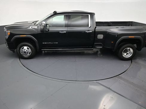 Used 2021 GMC Sierra 3500 Denali w/ Denali Ultimate Package AWD/4WD image 13