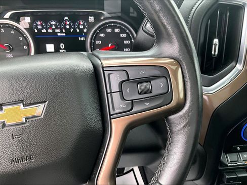 Used 2022 Chevrolet Silverado 1500 High Country image 24