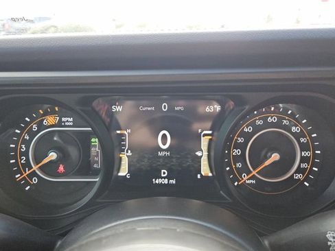 Used 2024 Jeep Wrangler Unlimited Rubicon 392 image 14