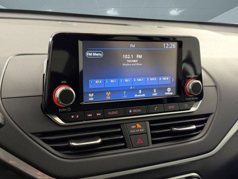 Used 2024 Nissan Altima 2.5 S image 25