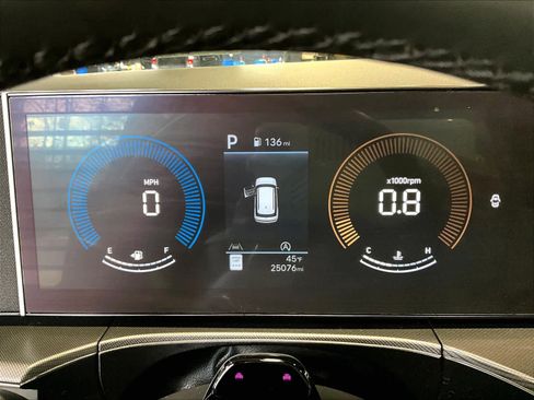 Used 2024 Hyundai Santa Fe SEL image 26