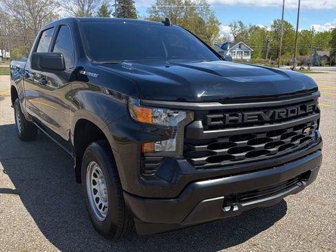 Used 2024 Chevrolet Silverado 1500 W/T AWD/4WD image 3