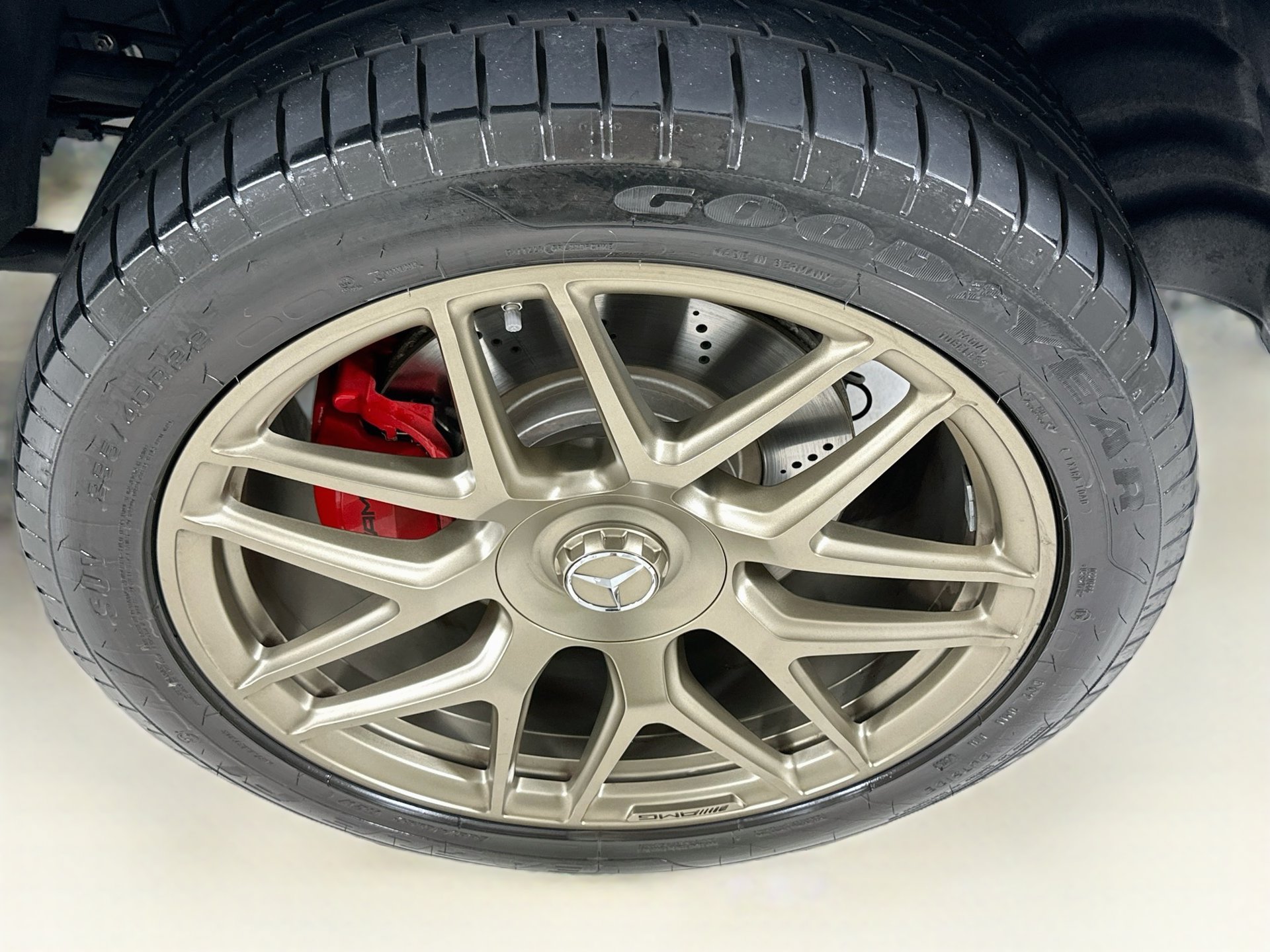Used 2025 Mercedes-Benz G 63 AMG 4MATIC image 34