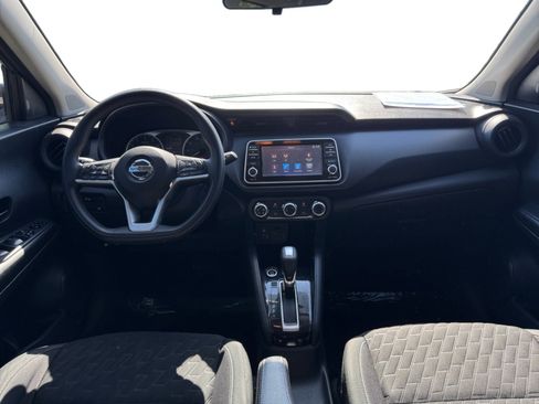 Used 2021 Nissan Kicks S FWD image 12