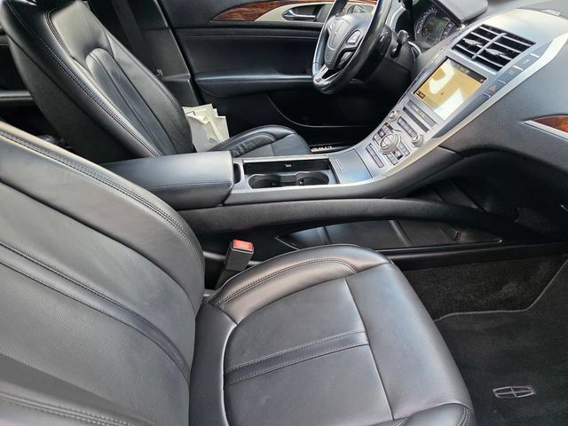 Used 2018 Lincoln MKZ Reserve FWD image 19