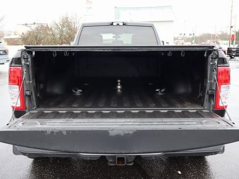 Used 2024 RAM 3500 Tradesman w/ Chrome Appearance Group image 19