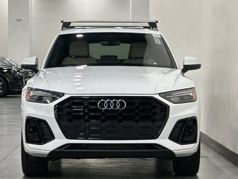 Used 2025 Audi Q5 2.0T Premium w/ Convenience Plus Package AWD/4WD image 9