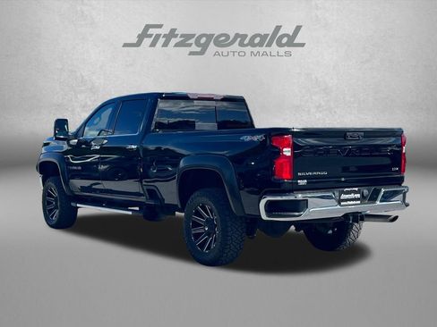 Used 2020 Chevrolet Silverado 2500 LTZ w/ LTZ Convenience Package AWD/4WD image 8