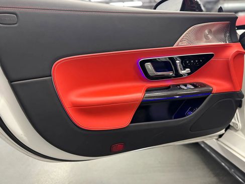 Used 2022 Mercedes-Benz SL 63 AMG SL 63 Touring Roadster 2D image 24