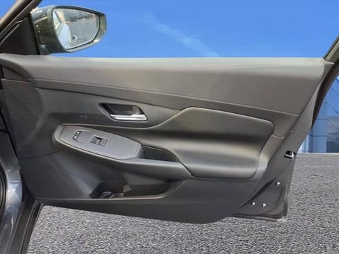 Certified 2026 Nissan Sentra SV w/ SV Convenience Package FWD image 19
