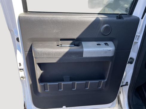 Used 2013 Ford F350 Lariat image 19