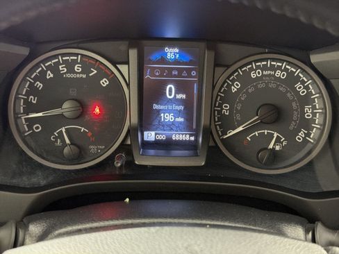 Used 2021 Toyota Tacoma TRD Pro AWD/4WD image 17