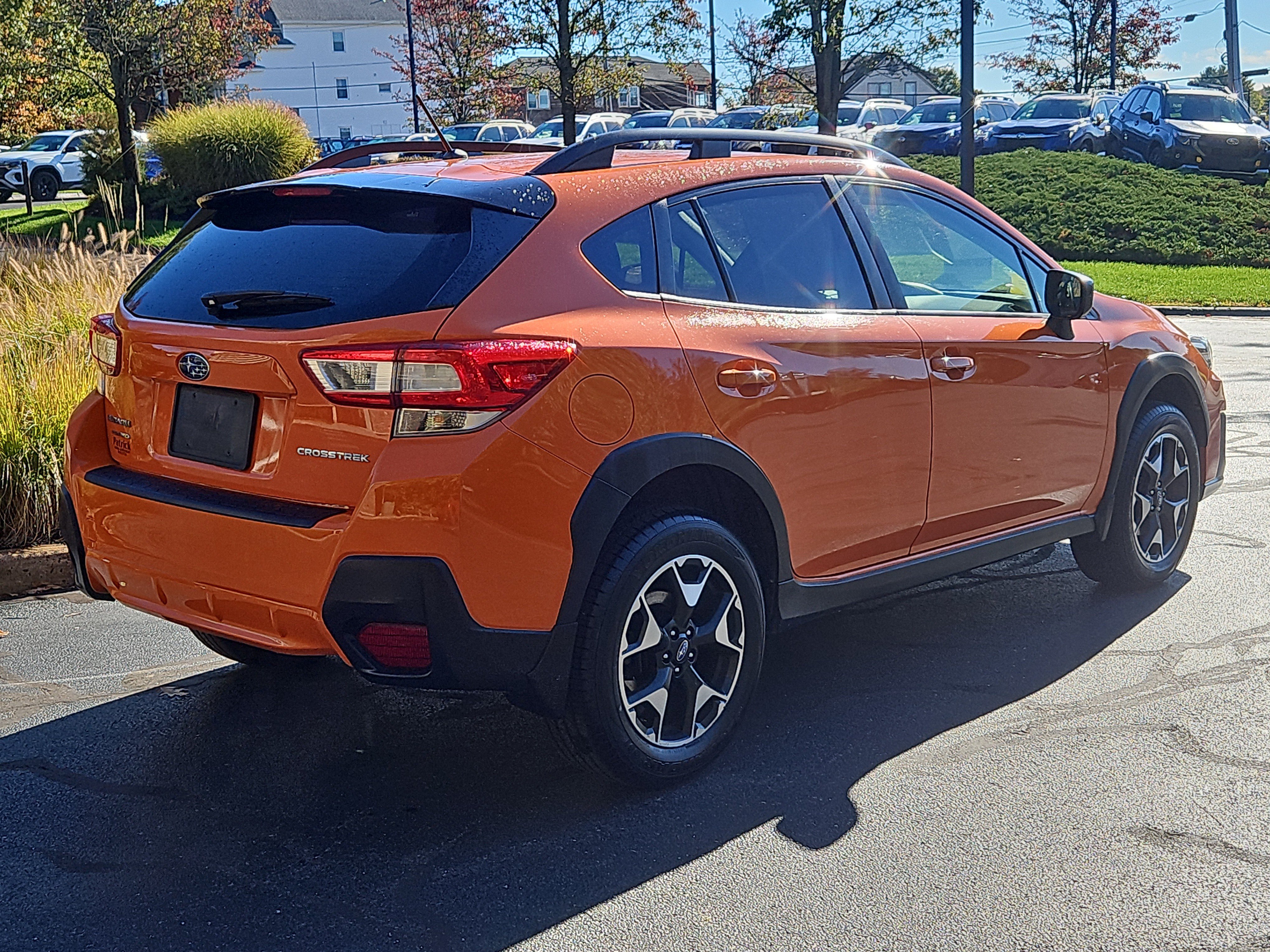 Used 2019 Subaru Crosstrek 2.0i AWD/4WD image 2