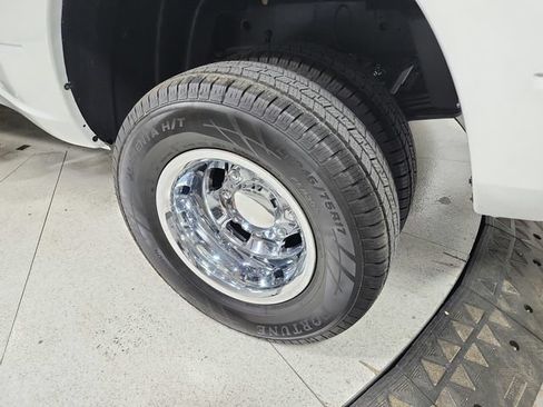 Used 2024 RAM 3500 Big Horn AWD/4WD image 47