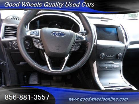 Used 2020 Ford Edge SEL w/ Convenience Package AWD/4WD image 15