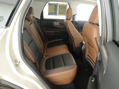 Used 2025 Ford Bronco Sport Outer Banks w/ Outer Banks Tech Package+ image 15