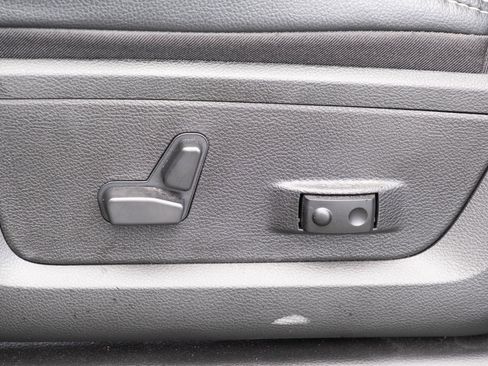 Used 2024 RAM 2500 Laramie w/ Night Edition image 13