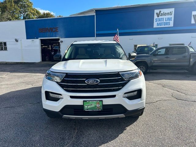 Used 2021 Ford Explorer XLT w/ Equipment Group 202A AWD/4WD image 4
