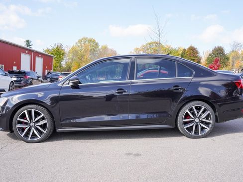 Used 2014 Volkswagen Jetta GLI Autobahn image 5