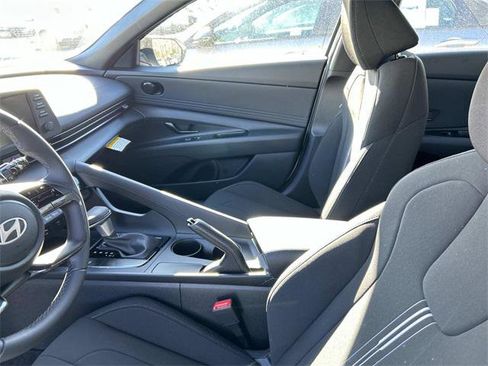 New 2026 Hyundai Elantra Sport image 7
