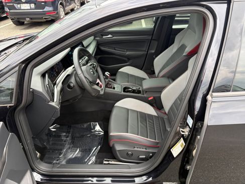 Used 2022 Volkswagen GTI SE FWD image 30