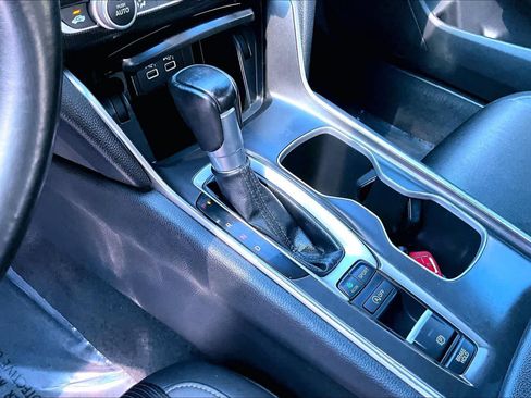 Used 2021 Honda Accord Sport image 17