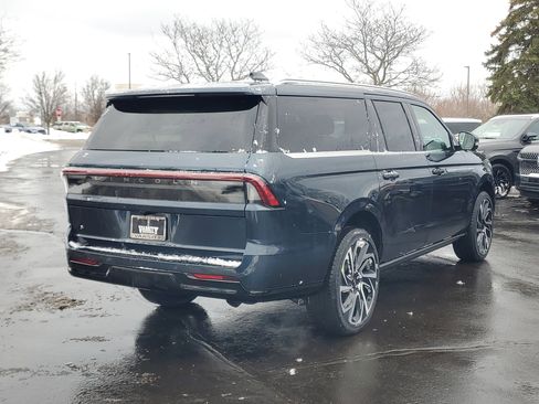 New 2026 Lincoln Navigator L Reserve image 4
