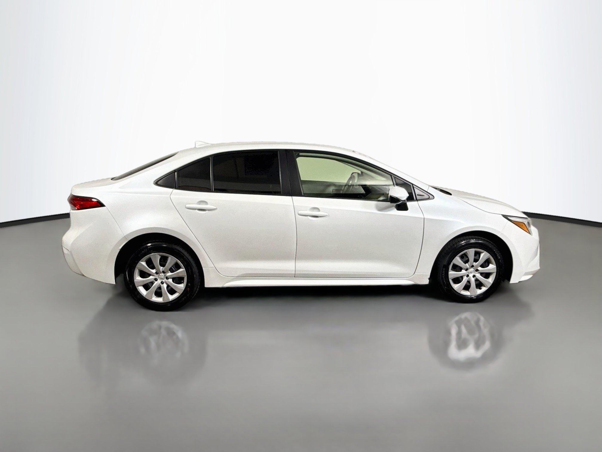 Certified 2024 Toyota Corolla LE FWD image 8