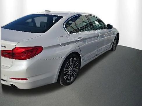 Used 2019 BMW 530i xDrive w/ Convenience Package AWD/4WD image 6