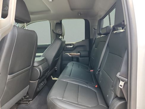 Used 2019 Chevrolet Silverado 1500 LT w/ All-Star Edition AWD/4WD image 16