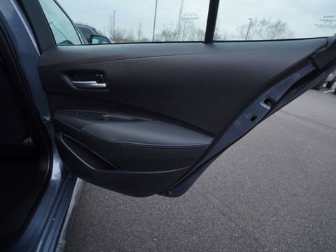 Used 2022 Toyota Corolla SE w/ Carpet Mat Package (TMS) image 22
