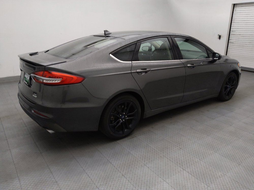 Used 2020 Ford Fusion SE w/ Equipment Group 151A FWD image 10