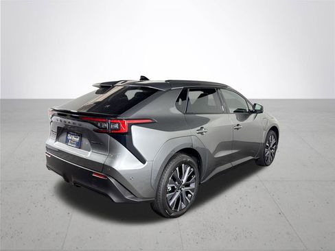 New 2026 Subaru Solterra image 6